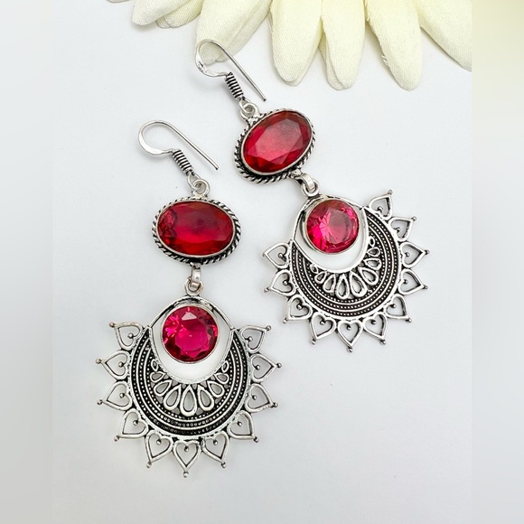 GARNET EARRINGS - Picture 6 of 14